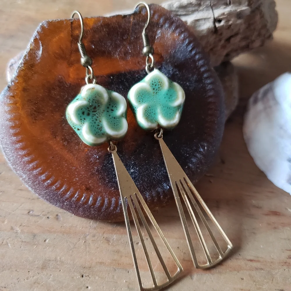 Handmade Ceramic Flowers x Raw Brass Fans Earrings